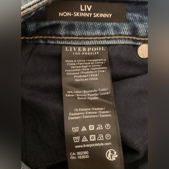 Liverpool Los Angeles Liv Non Skinny Skinny Distressed Cropped Jeans 10/30 - Picture 11 of 11